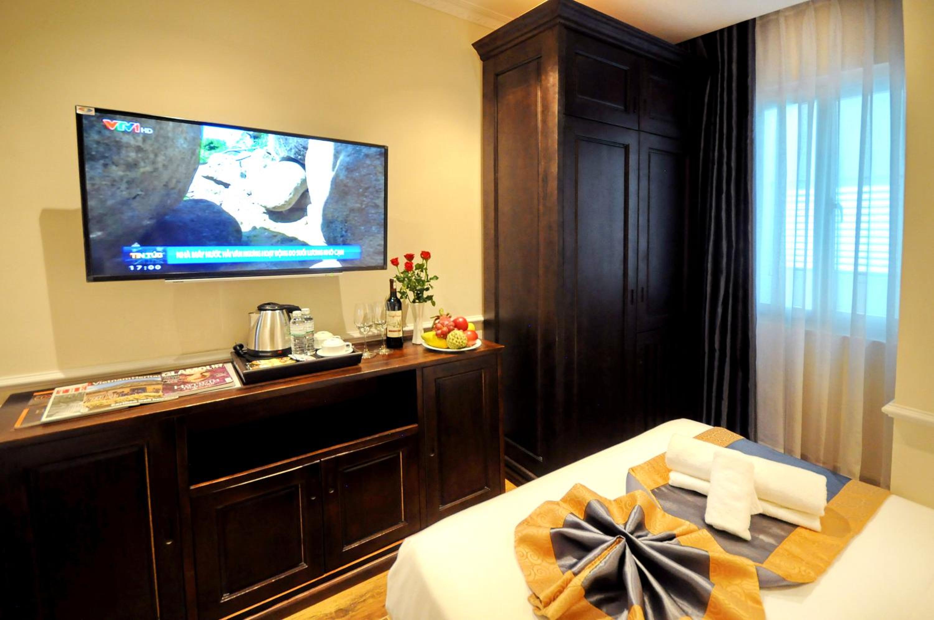 Standard Twin Room - Photo 14