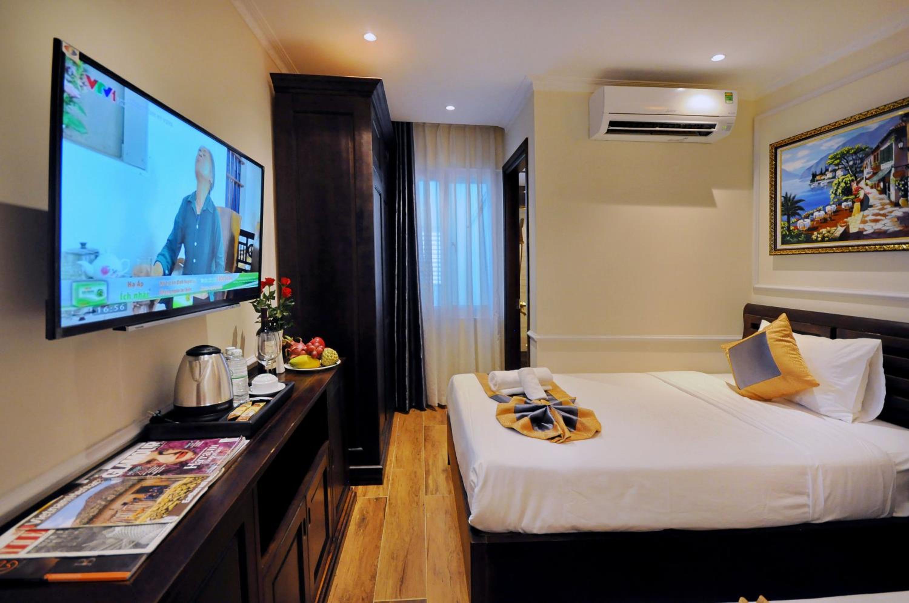 Standard Twin Room - Photo 15