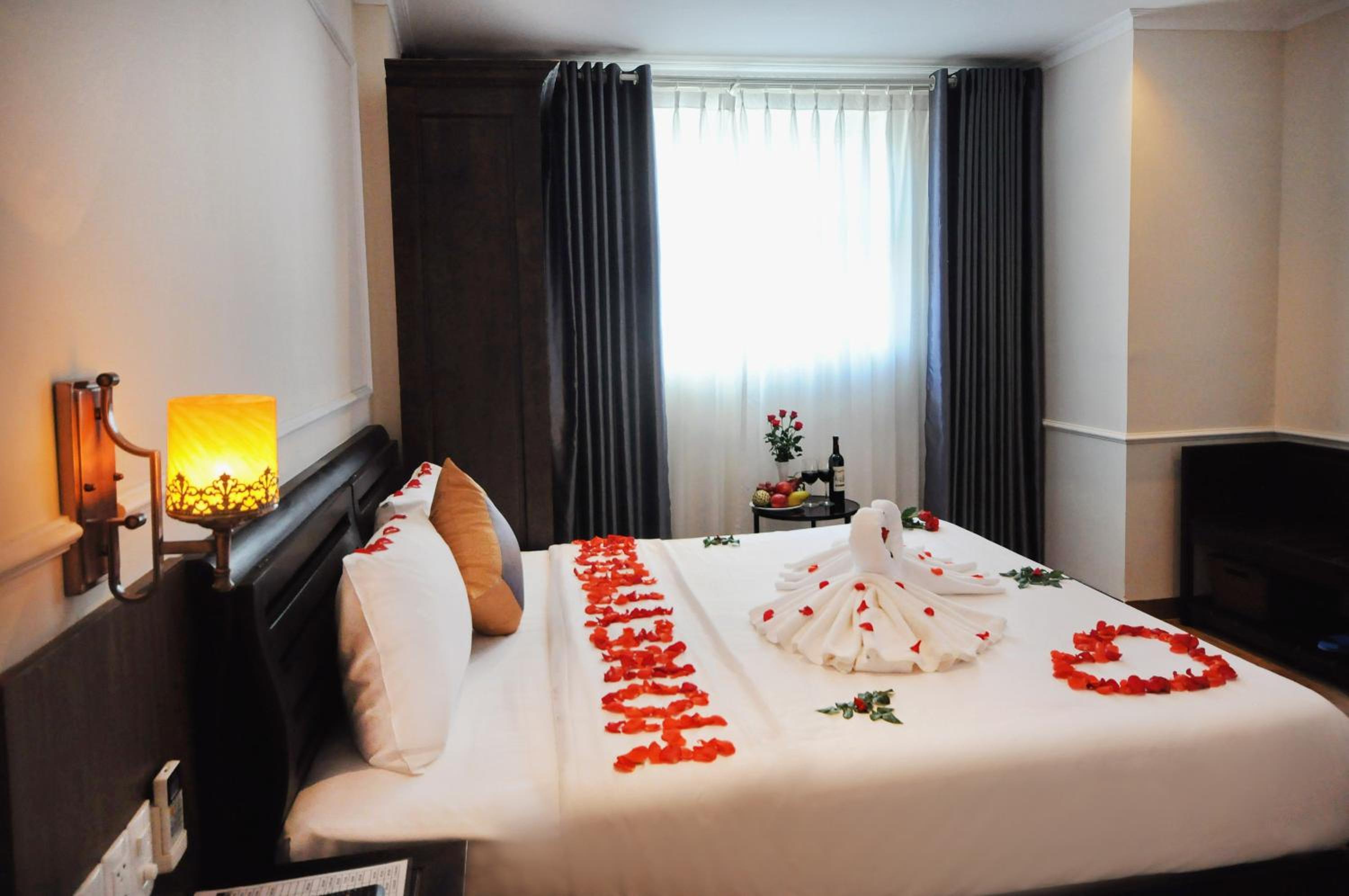 Deluxe Double Room - Photo 10