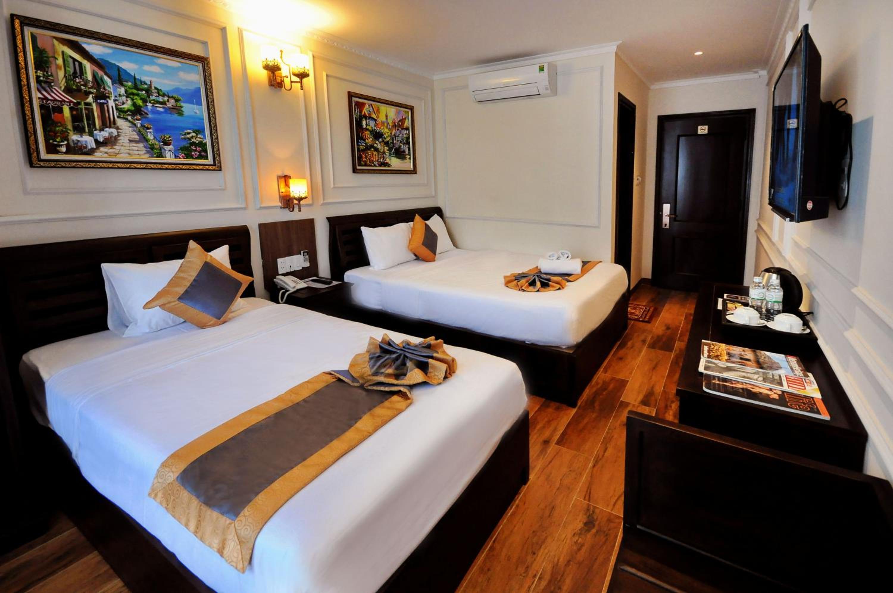 Deluxe Twin Room - Photo 1