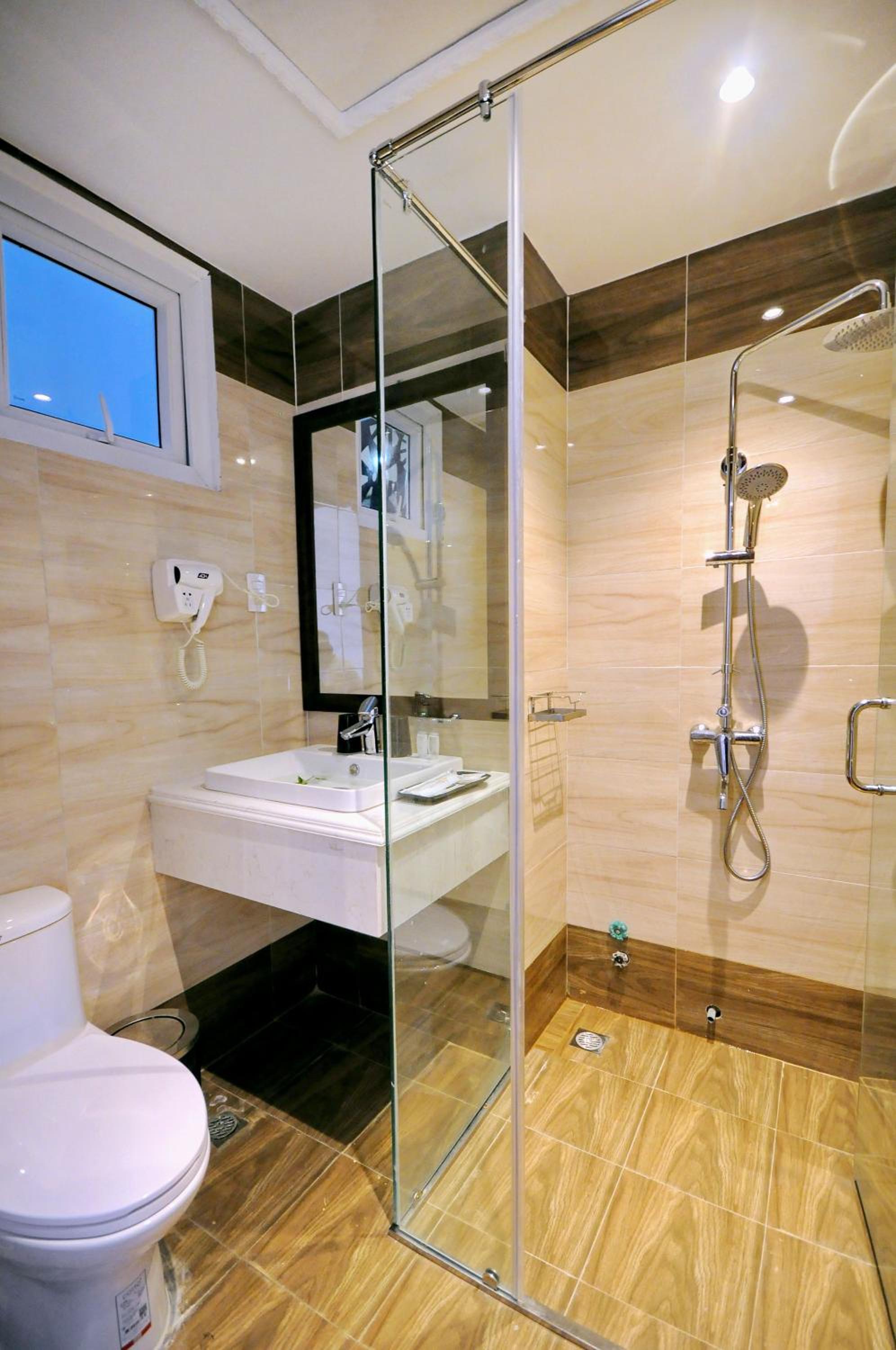 Deluxe Twin Room - Photo 3