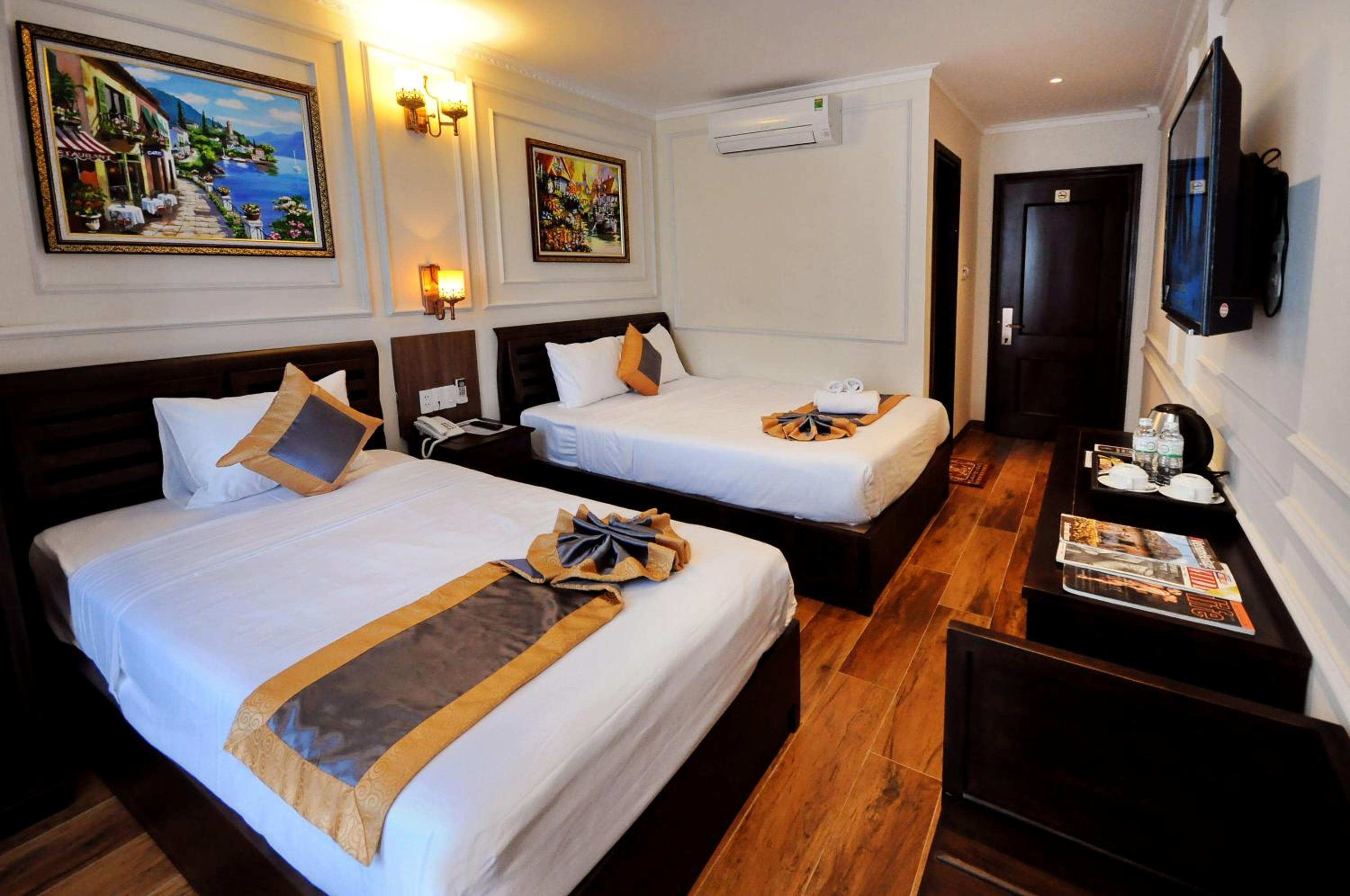 Deluxe Twin Room - Photo 7