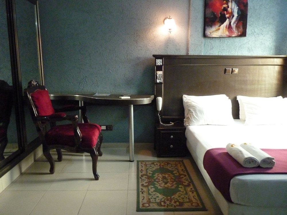 Classic Double Room