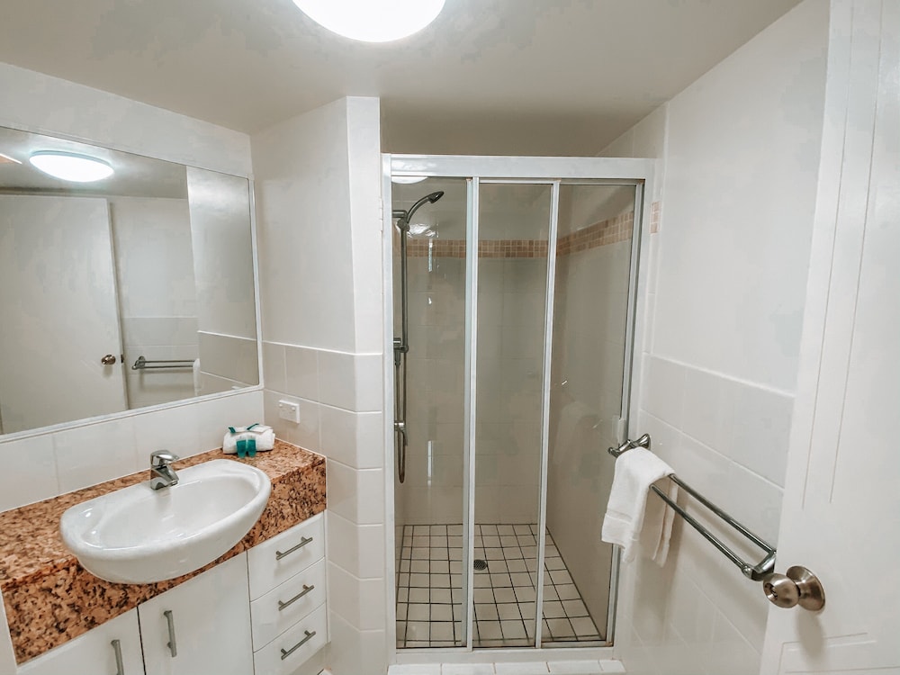 2 Bedroom Partial Ocean View - Photo 18
