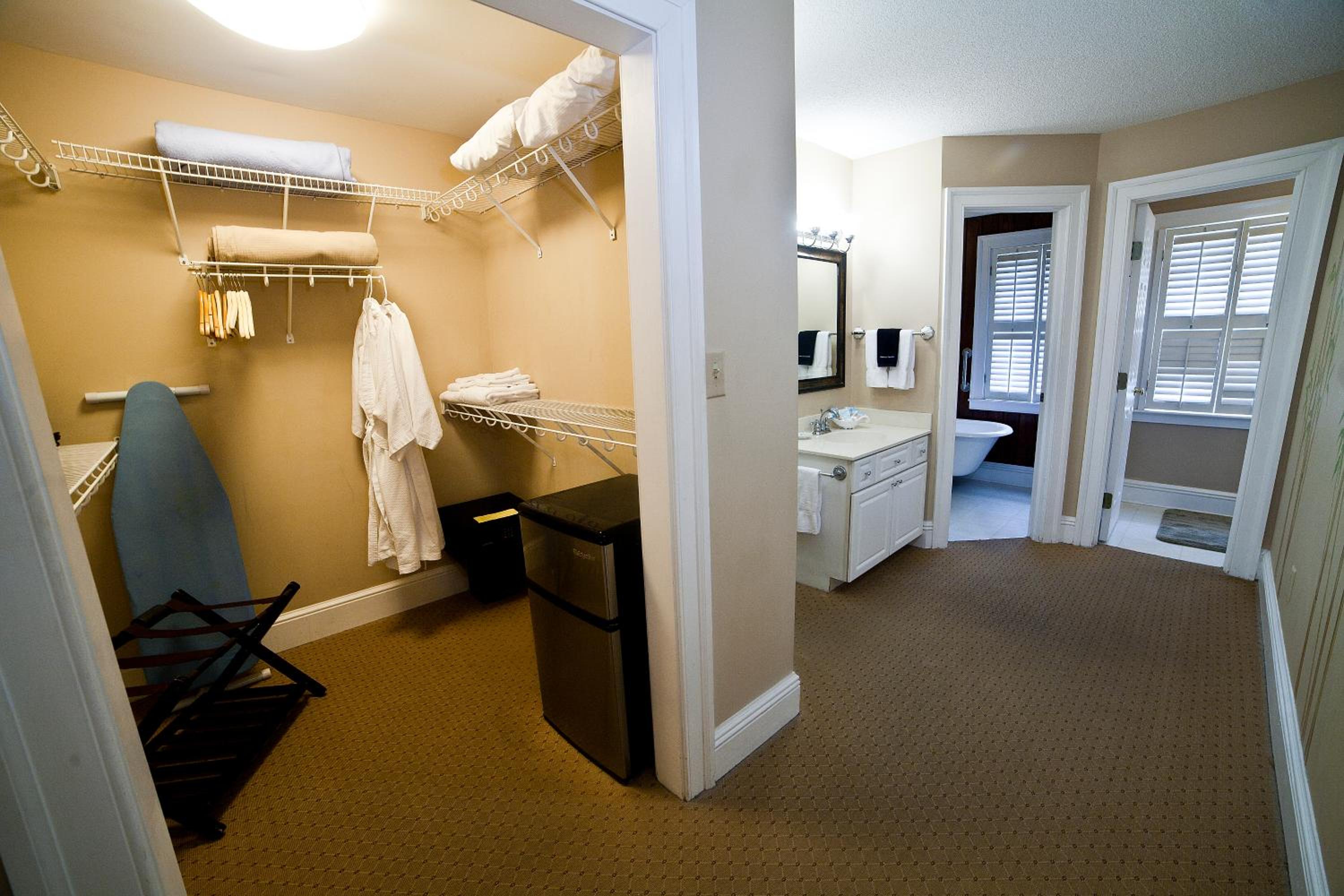 King Suite with Balcony
