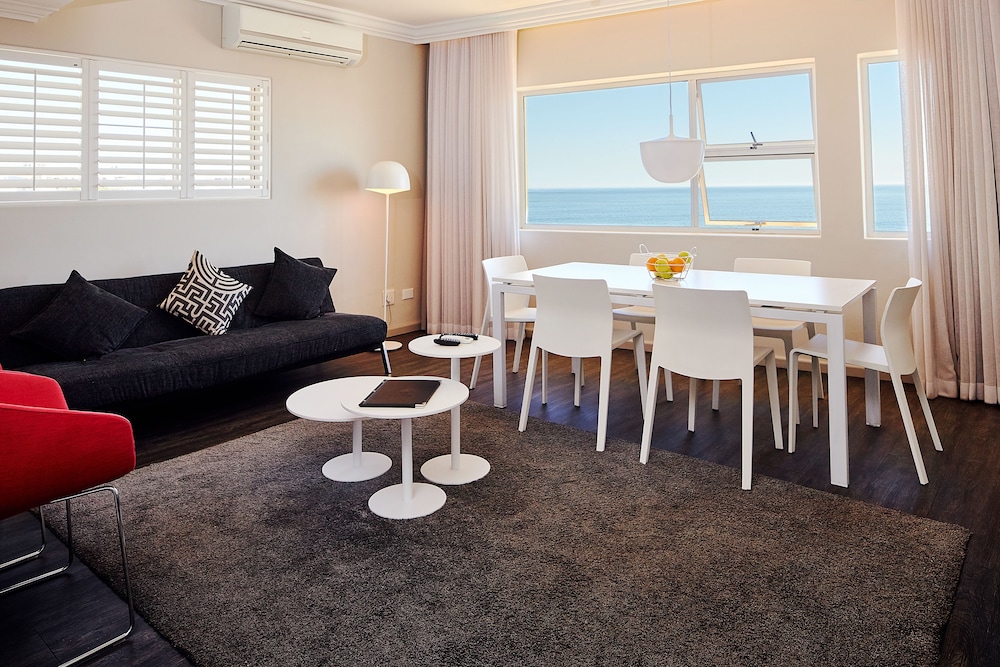 Superior Apartment, 2 Bedrooms, Balcony, Sea View - Photo 14