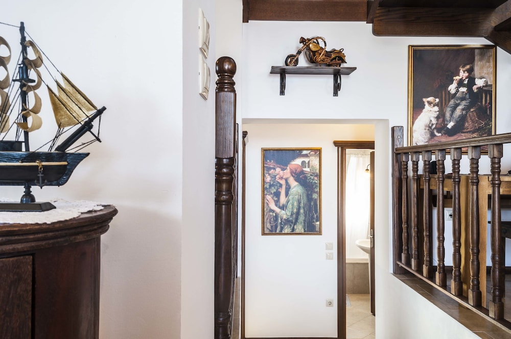 Villa, 4 Bedrooms, Sea View photo 2