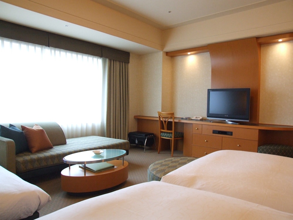 Superior Triple Room - Non-Smoking (extra beds for person over age of 7) photo 2