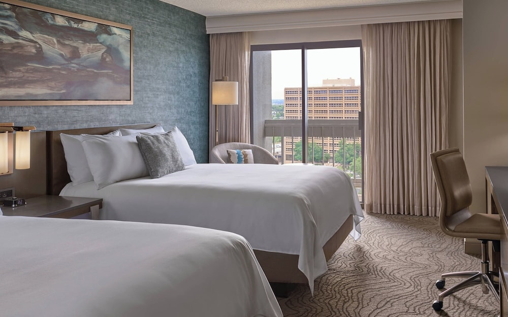 Room, 2 Queen Beds, Balcony - Photo 3