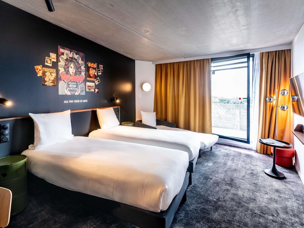 Superior Room, 1 Double Bed with Sofa bed, Balcony - Photo 2