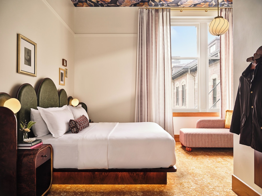 Classic Room (Superior)
