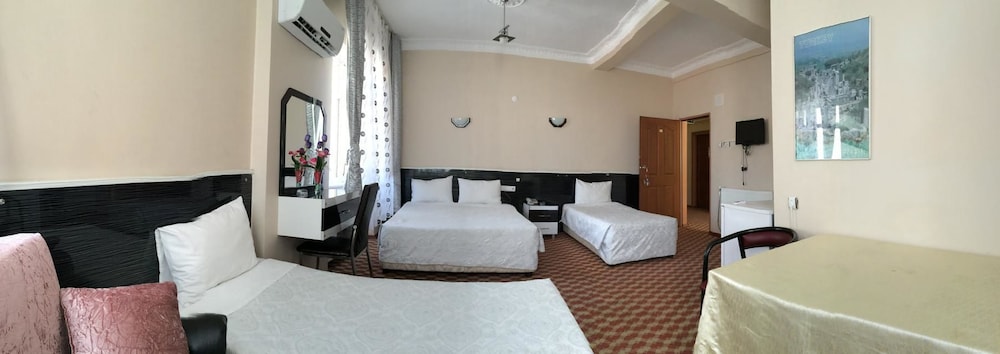Family Room, Accessible