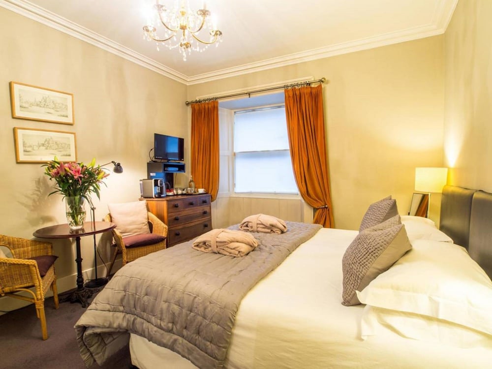 Regent Room