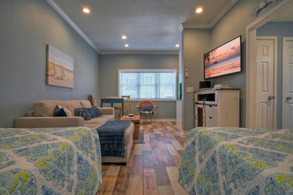 Apartment (1 Bedroom)