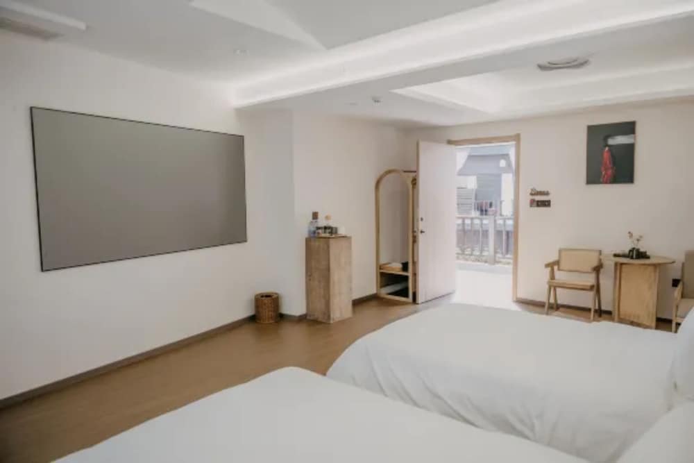 Luxury Double Room, Courtyard View photo 3