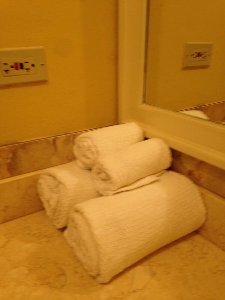 Appartement Luxe, 2 chambres, 2 salles de bains, vue ville