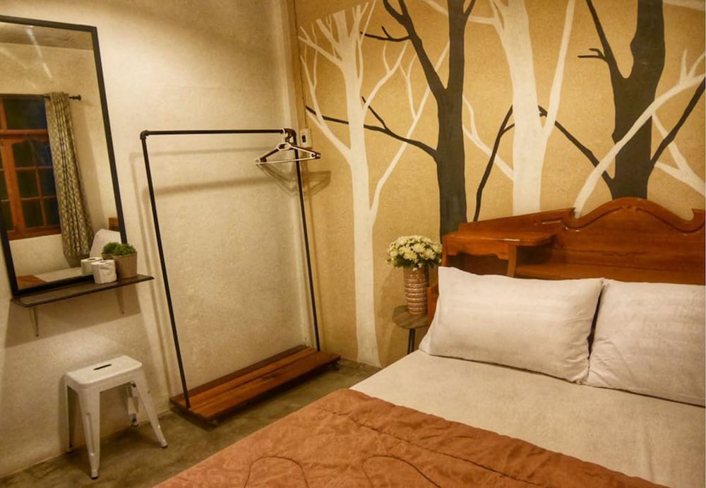 Honeymoon Suite photo 2