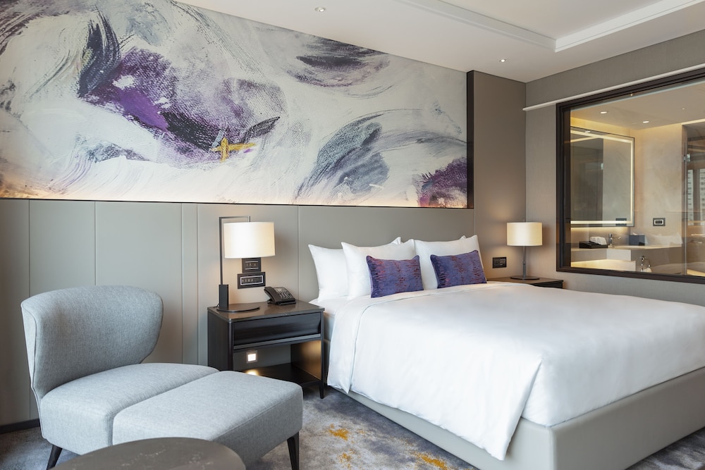 Carlton Club Room