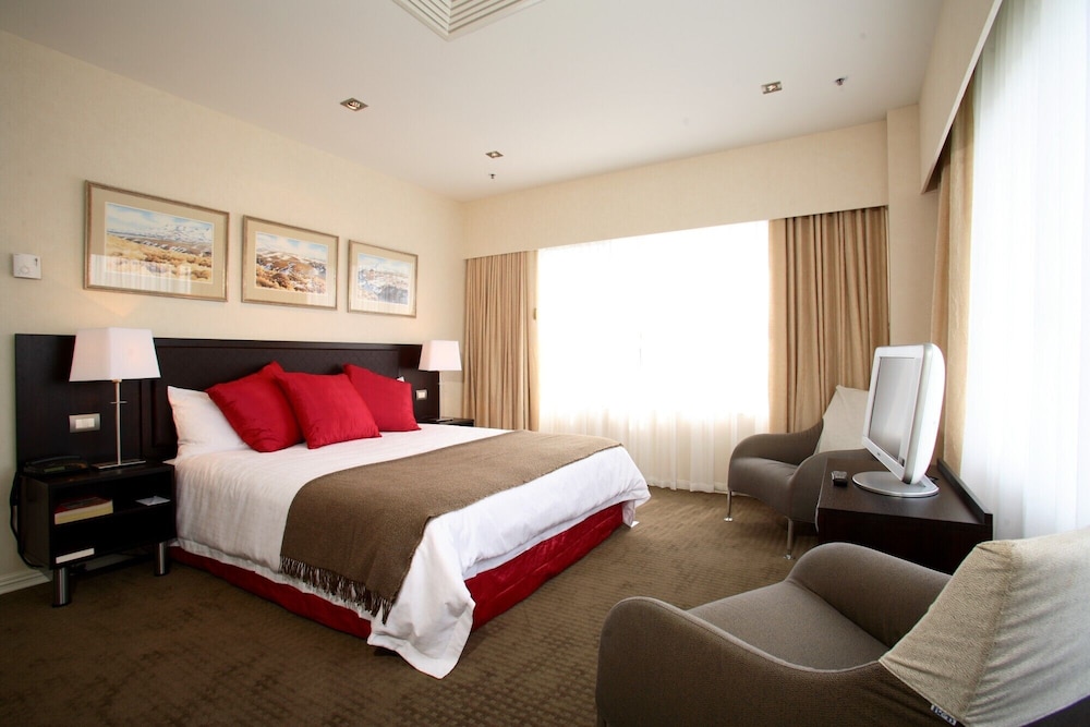 Royal Suite, 3 Bedrooms photo 2