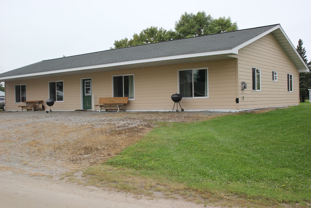 Deluxe Cabin photo 2