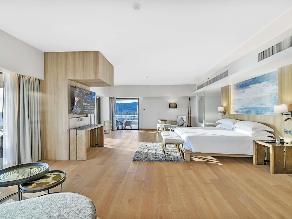 Presidential Suite, 1 King Bed, Non Smoking, Sea View photo 1