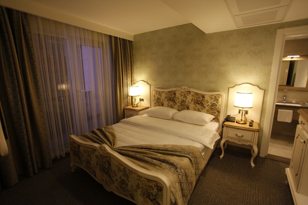 Romantic Suite photo 1