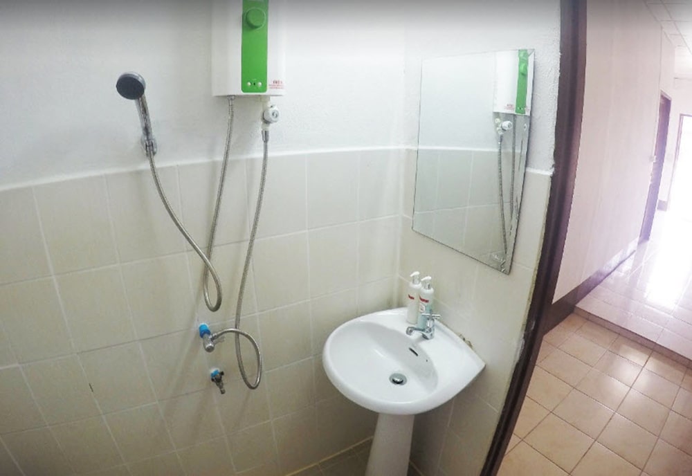 Standard Double Room, Private Bathroom photo 3