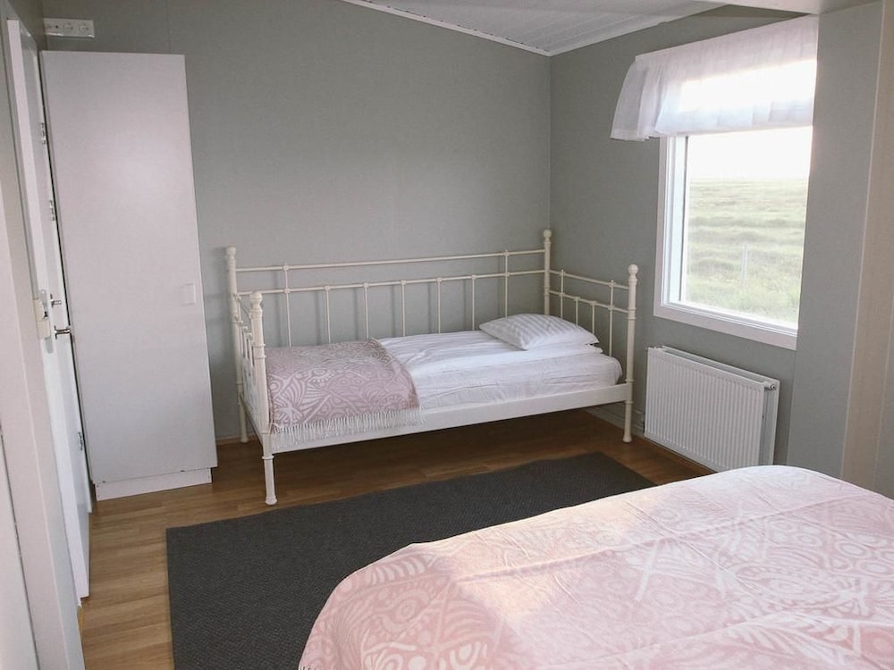 Comfort Apartment, 2 Bedrooms (Katla) photo 2