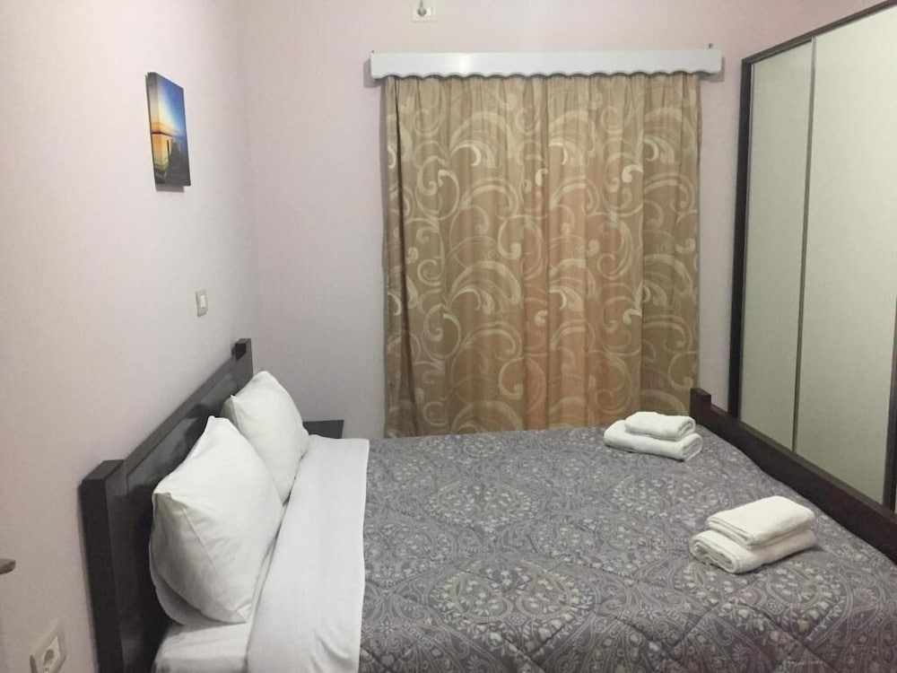 Double Room, Ground Floor photo 3
