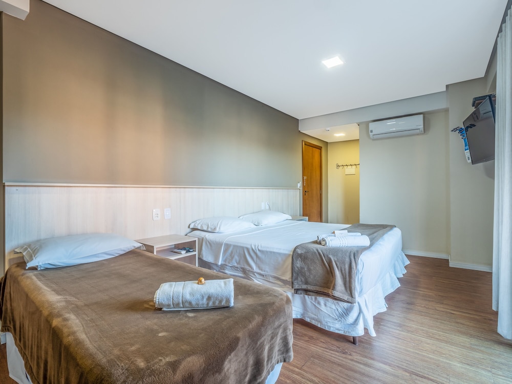 Deluxe Quadruple Room photo 2