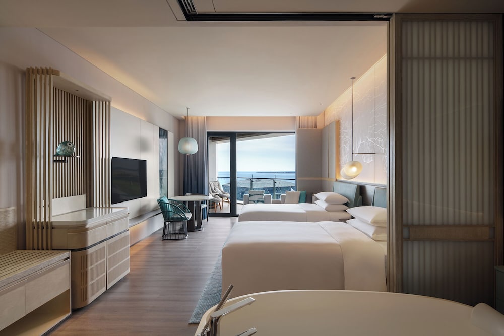 Room, 2 Double Beds (Balcony) photo 1
