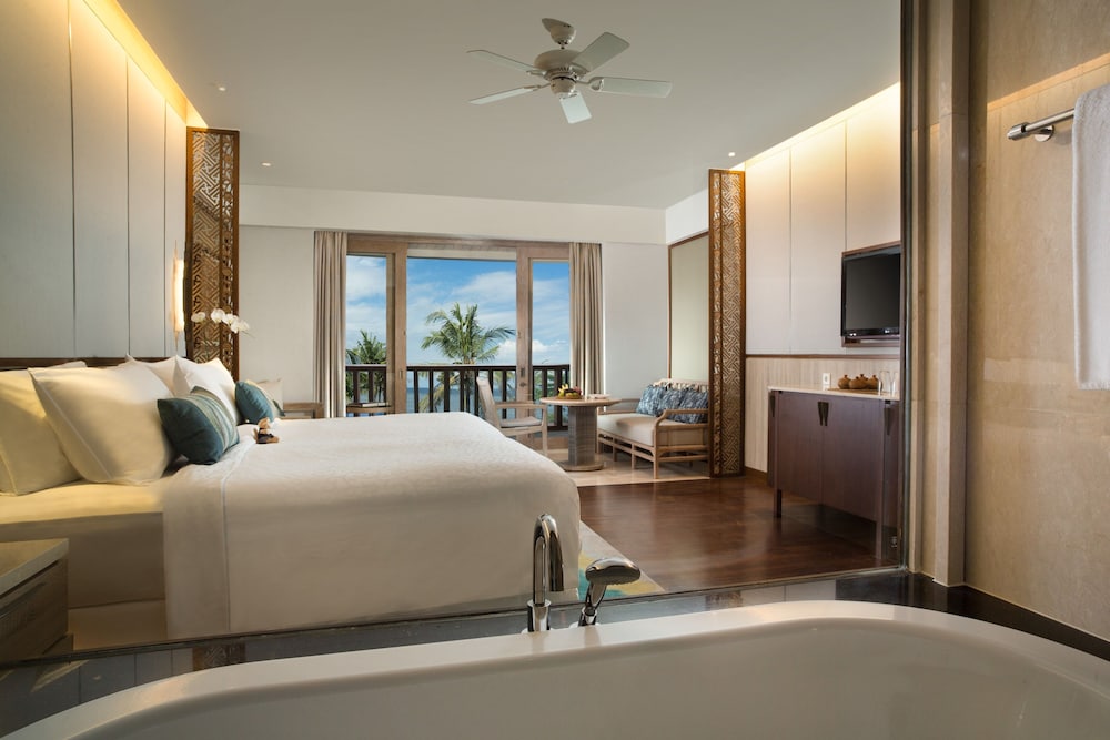 Deluxe Ocean Front King - Photo 5