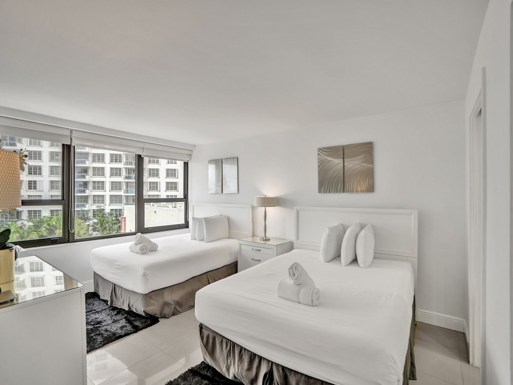 Spacious Ocean View Condo /509