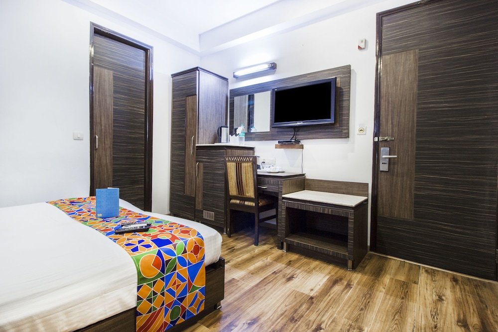 Deluxe Room - Photo 7