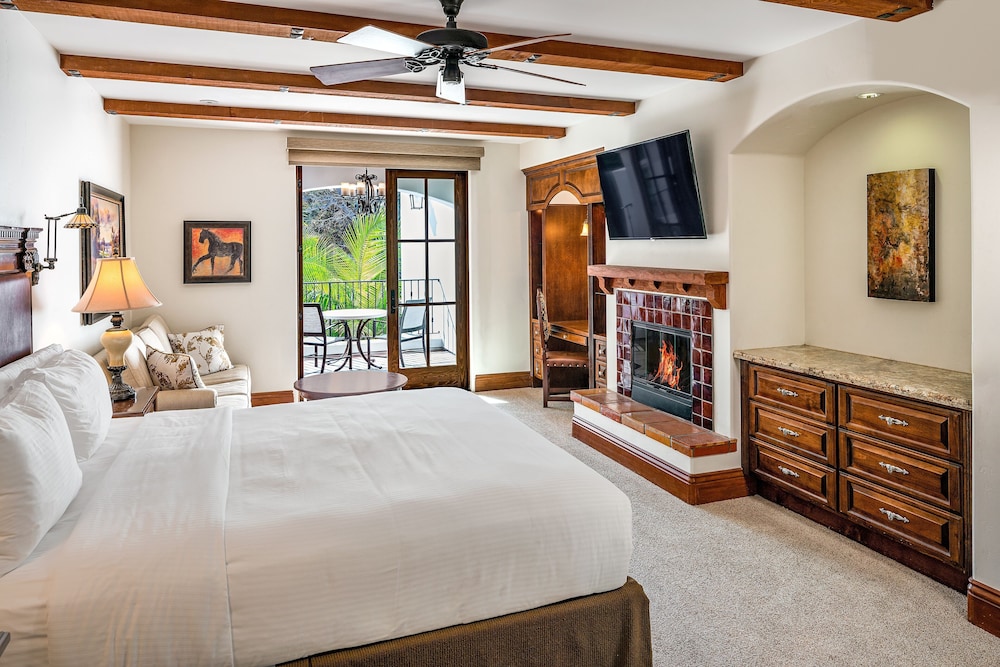 Deluxe Villa, 1 King Bed (Studio) - Photo 2