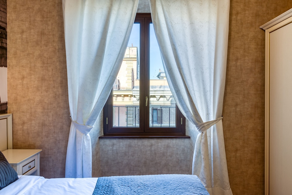 Classic Double Room, 1 Queen Bed photo 3