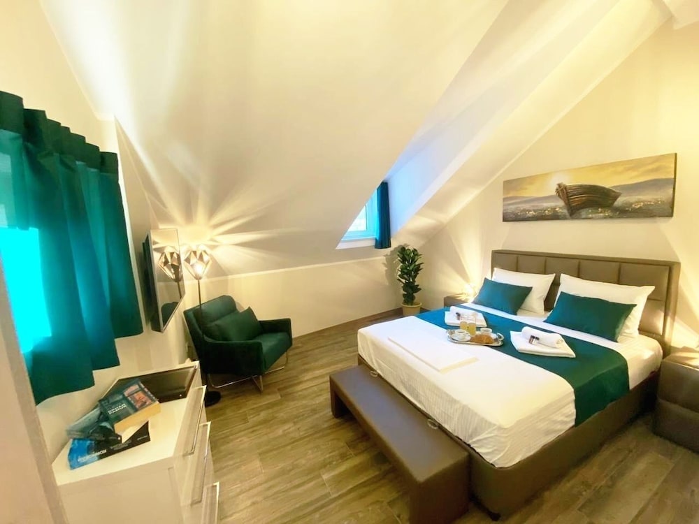 Family Apartment, 2 Bedrooms photo 1