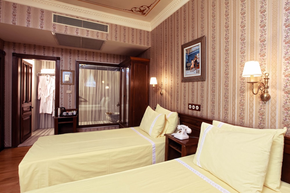 Room With Turkish Bath Ground Floor photo 2