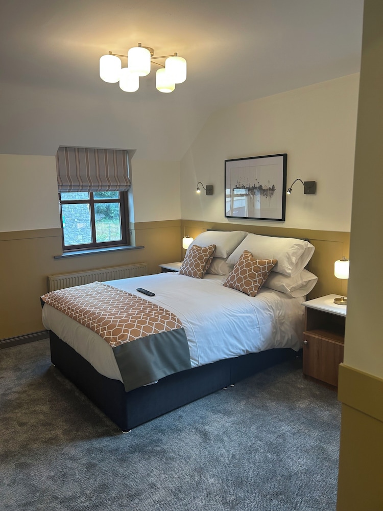 Basic Double or Twin Room photo 1