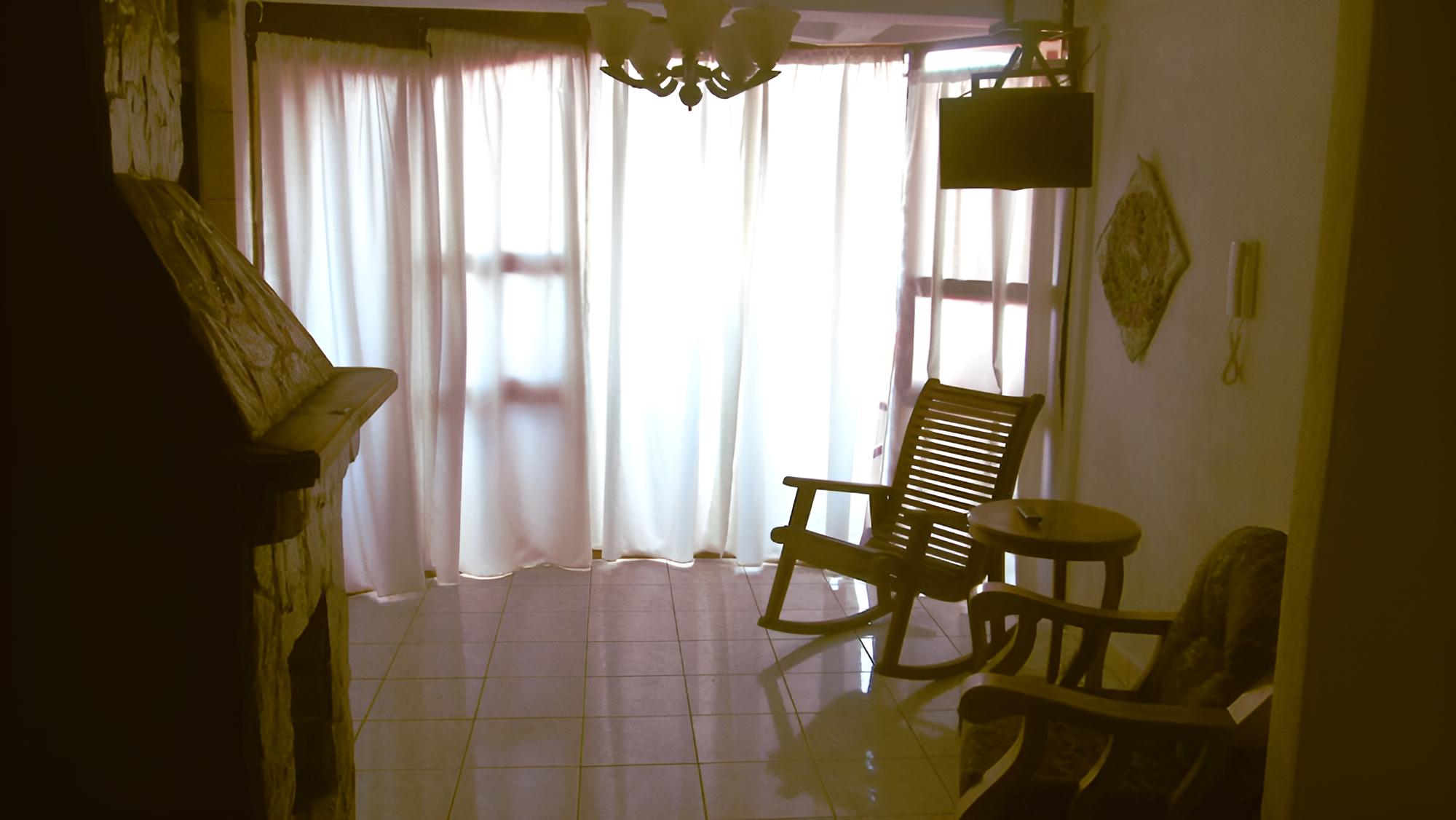 Romantic Room, 1 Double Bed, Fireplace, Lake View photo 3