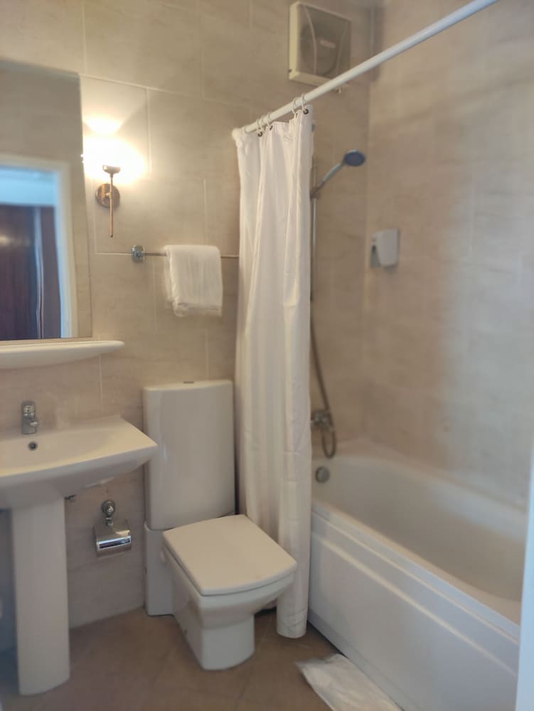 Standard Room - Photo 6