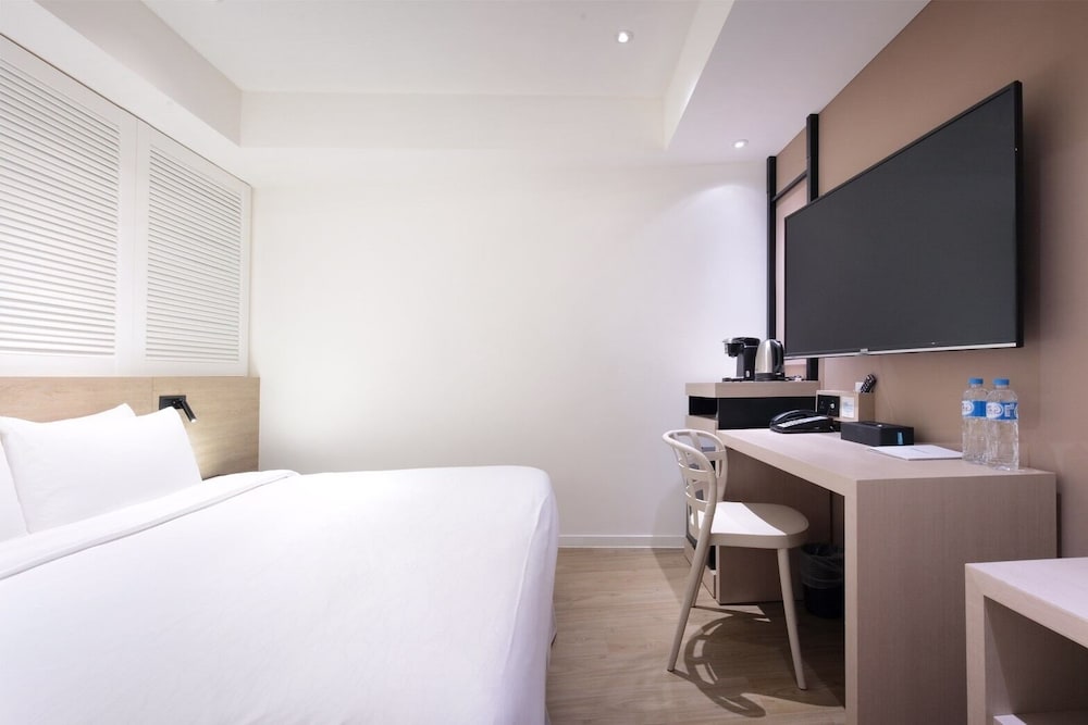 Deluxe Double Room photo 3