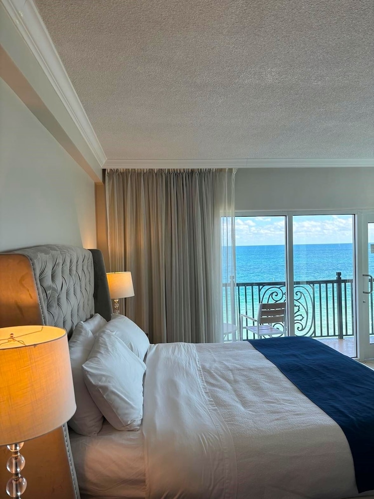Junior Suite, Ocean View, Beachfront photo 2