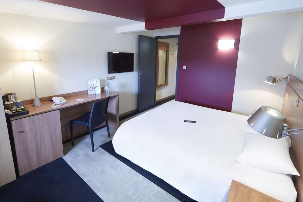 Standard Room, 1 Double Bed - Photo 2
