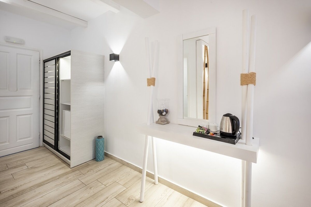 Junior Suite - Photo 8