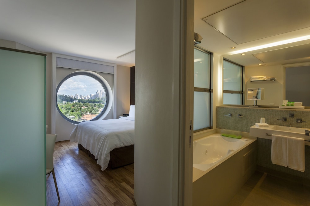 Premium Room - Photo 2