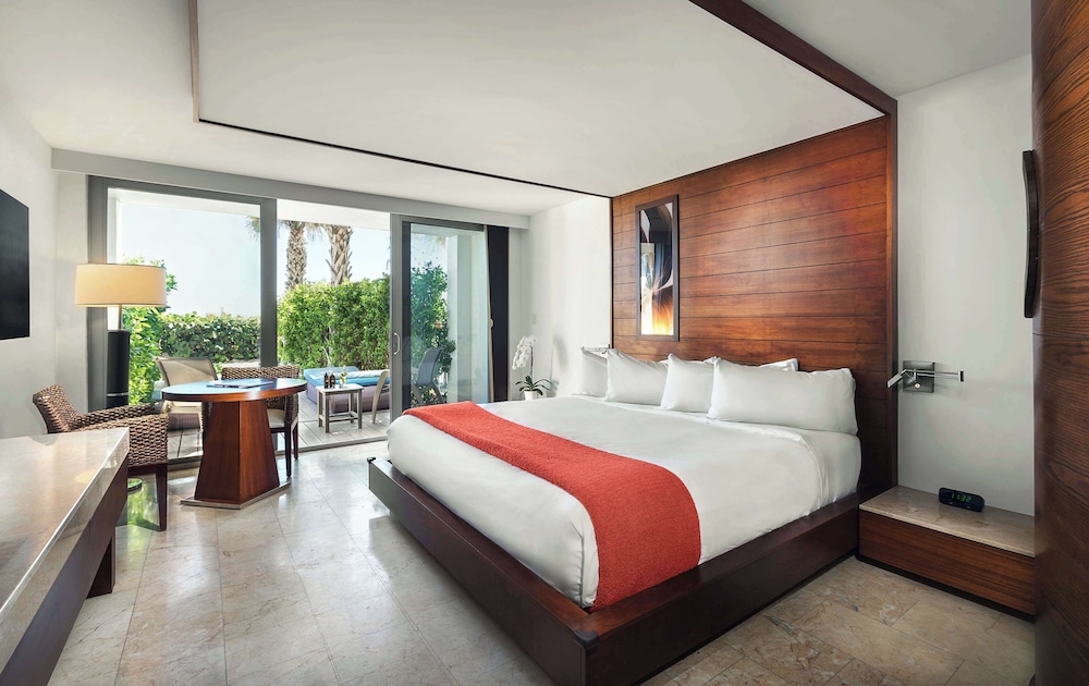 Room, 1 King Bed (Ocean Cabana) - Photo 3