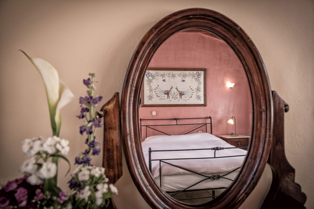 Standard Suite, 1 Double or 2 Twin Beds - Photo 11