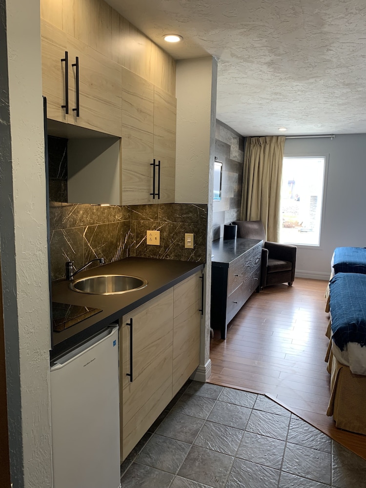 Comfort Room, 2 Queen Beds