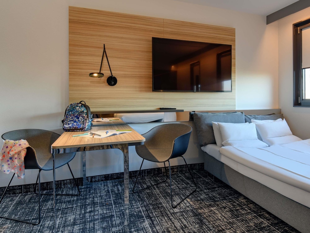 Standard Suite, Multiple Beds, Kitchenette photo 2